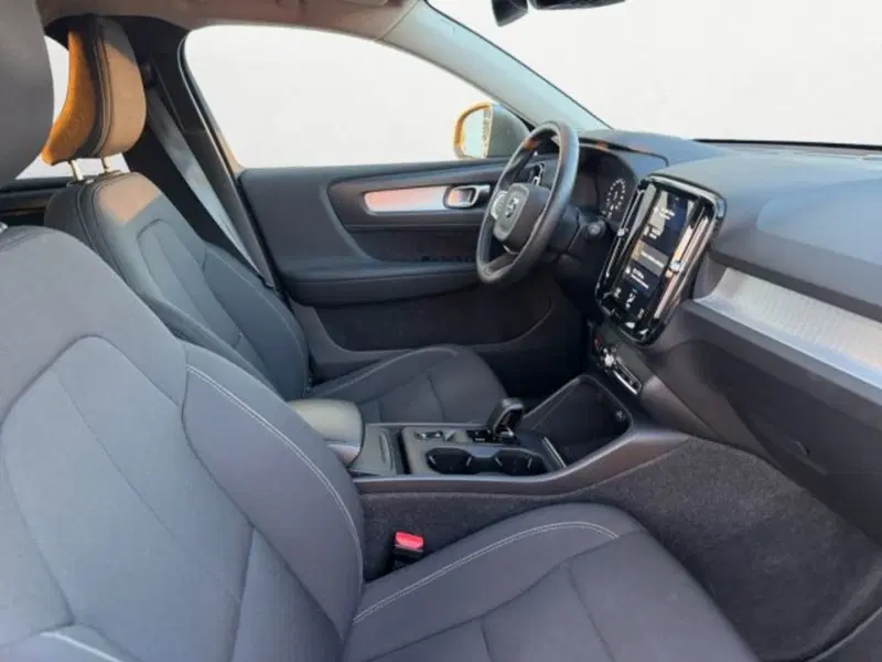 Volvo XC40 usata a Treviso (10)