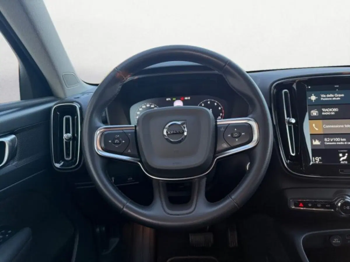 Volvo XC40 usata a Treviso (15)