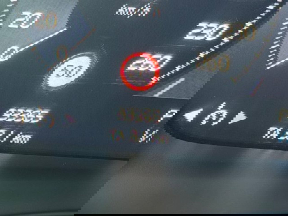 Volvo XC40 usata a Treviso (15)