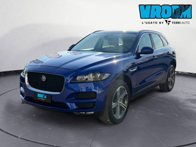 Jaguar F-Pace 2.0 D 180 CV AWD aut. Prestige del 2018 usata a Villorba