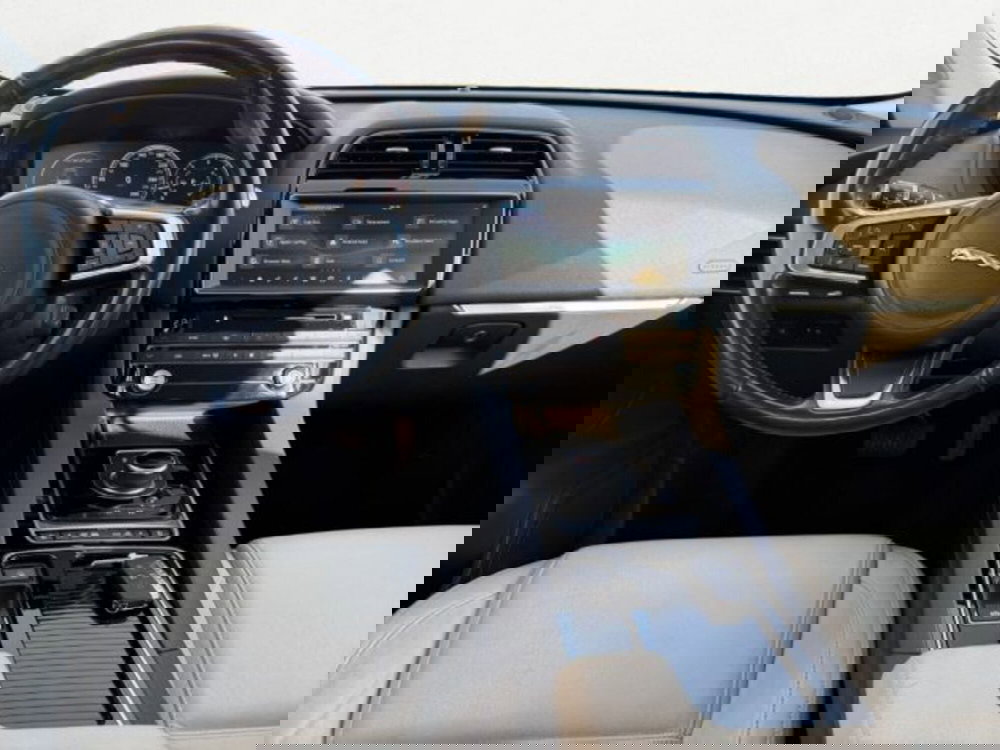 Jaguar F-Pace usata a Treviso (12)