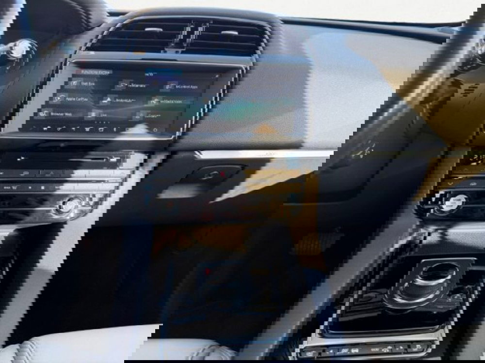 Jaguar F-Pace usata a Treviso (15)