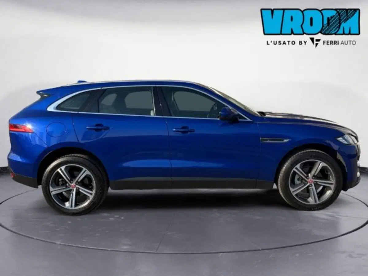 Jaguar F-Pace usata a Treviso (4)