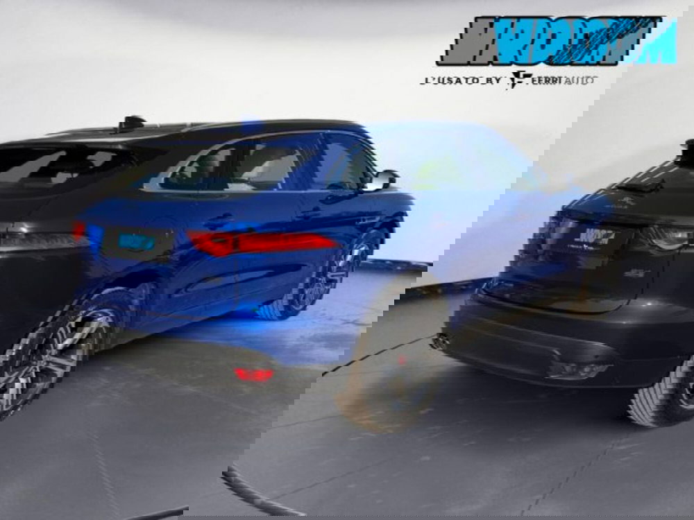 Jaguar F-Pace usata a Treviso (6)