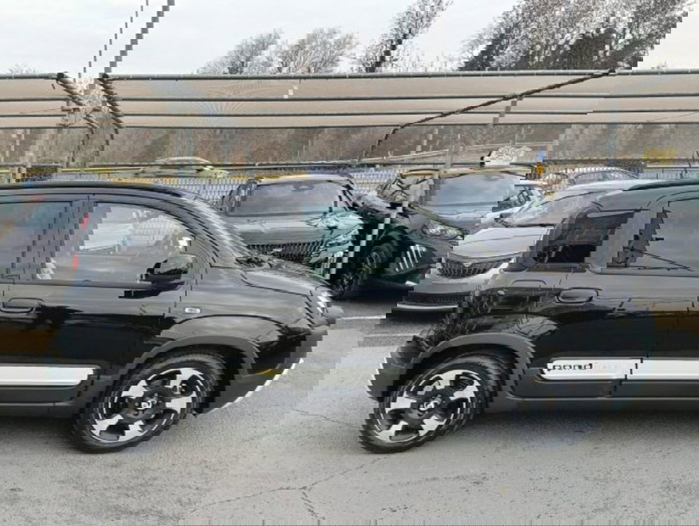 Fiat Panda Cross nuova a Brescia (4)