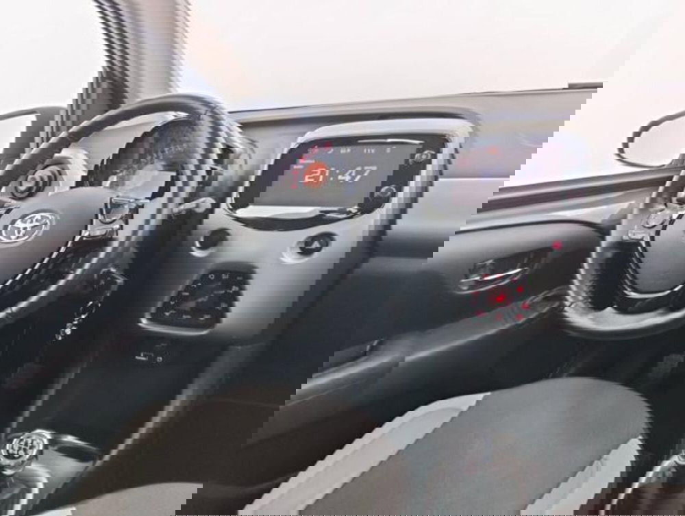 Toyota Aygo usata a Como (11)