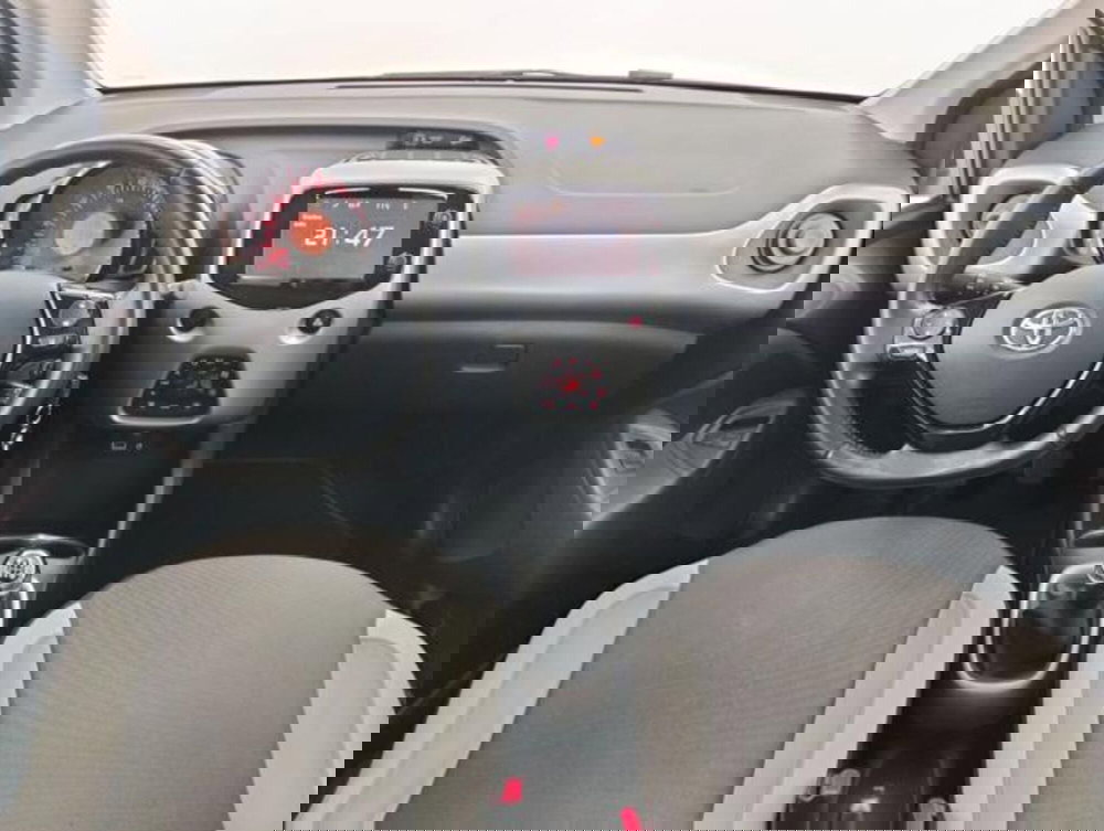 Toyota Aygo usata a Como (5)