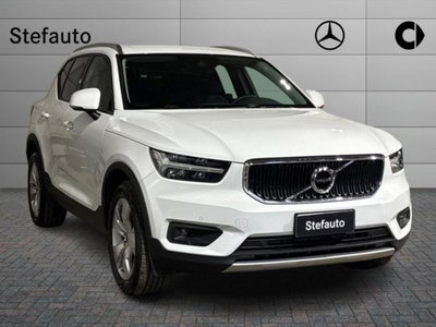 Volvo XC40 T3 Momentum Pro del 2021 usata a Bologna