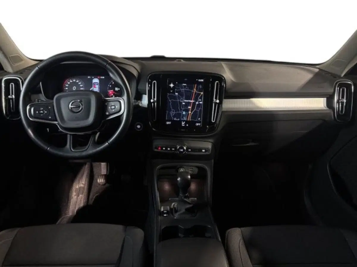 Volvo XC40 usata a Bologna (13)