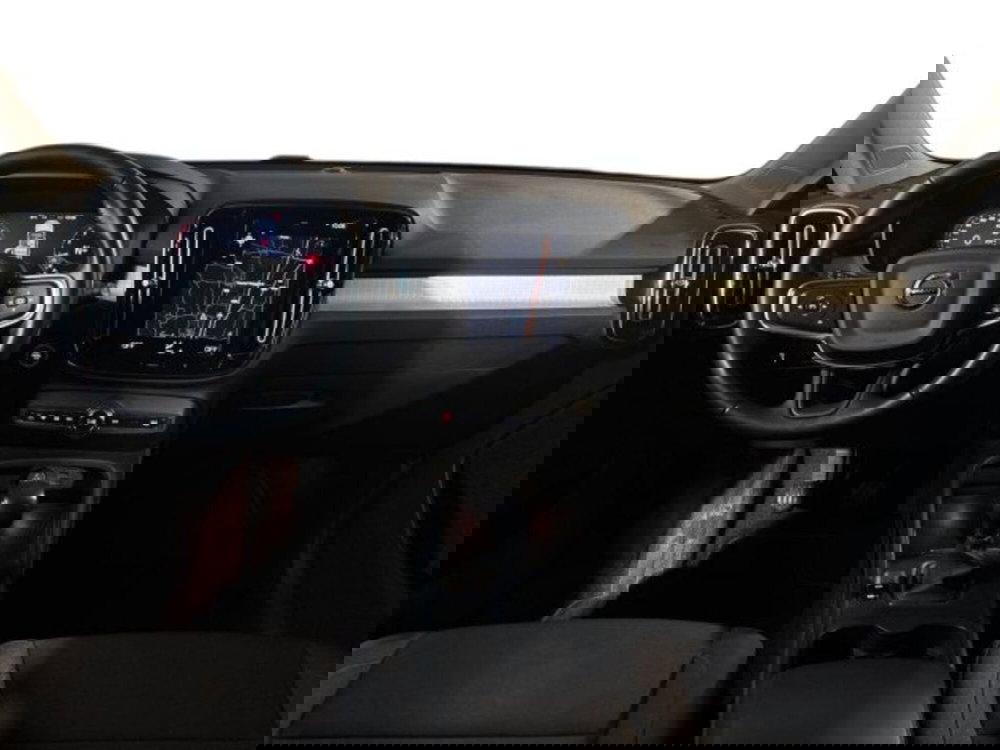 Volvo XC40 usata a Bologna (13)