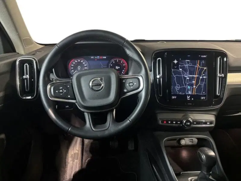 Volvo XC40 usata a Bologna (14)