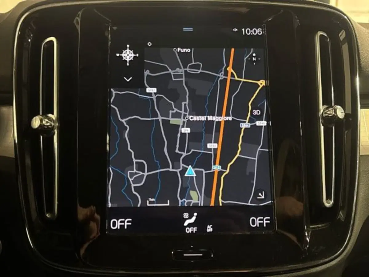 Volvo XC40 usata a Bologna (18)