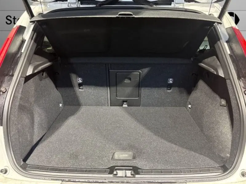 Volvo XC40 usata a Bologna (7)