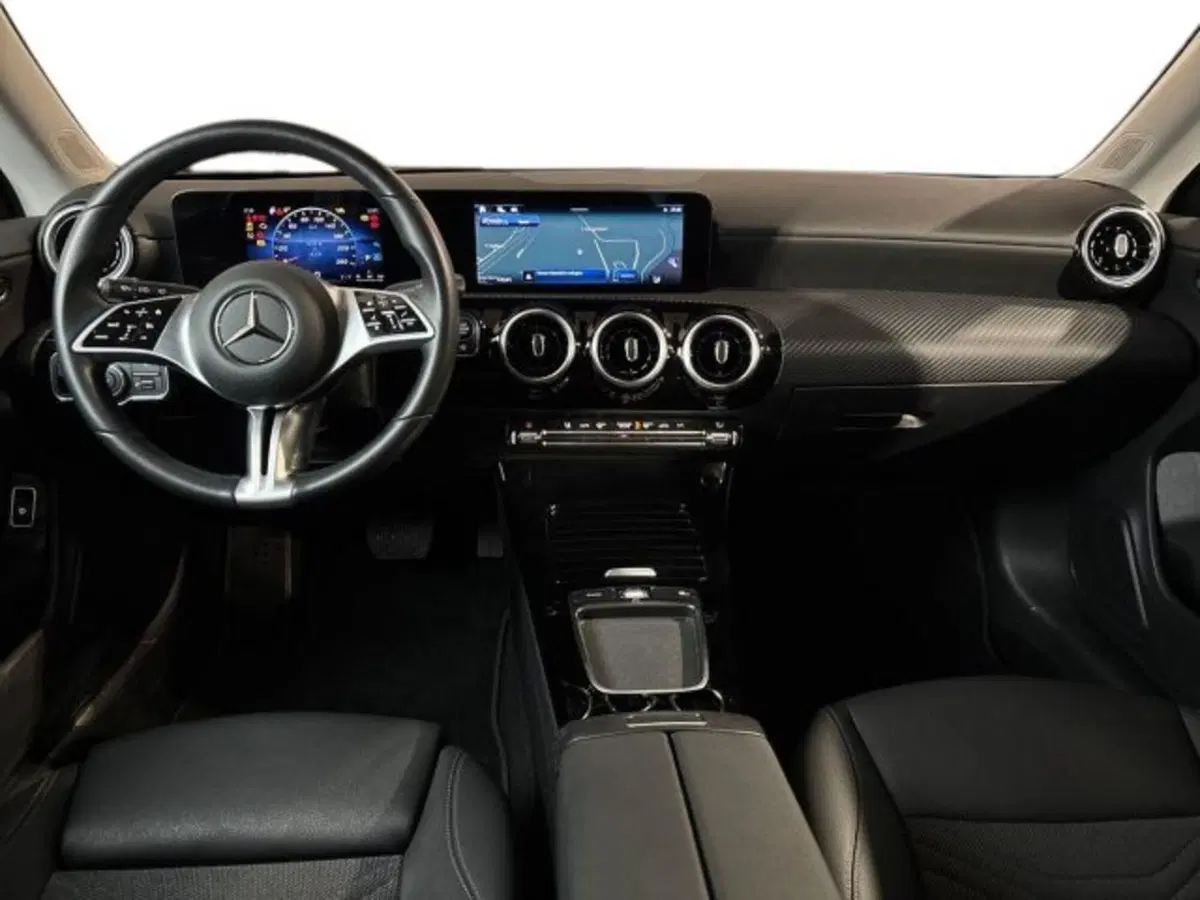 Mercedes-Benz CLA Shooting Brake usata a Bologna (9)
