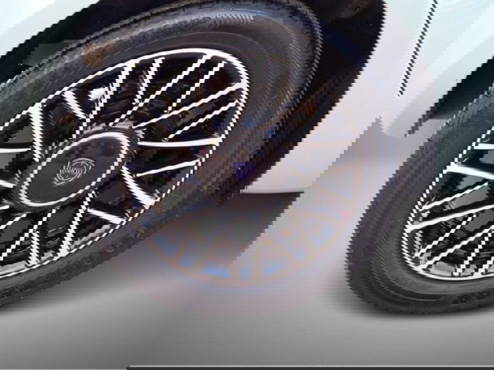 Lancia Ypsilon usata a Frosinone (9)