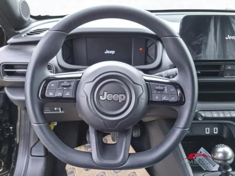 Jeep Avenger nuova a Perugia (14)