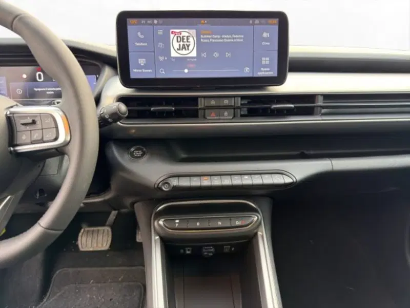 Jeep Avenger nuova a Perugia (13)