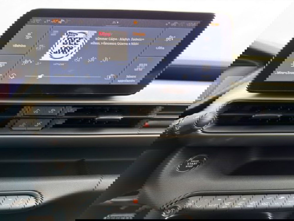 Jeep Avenger nuova a Perugia (14)