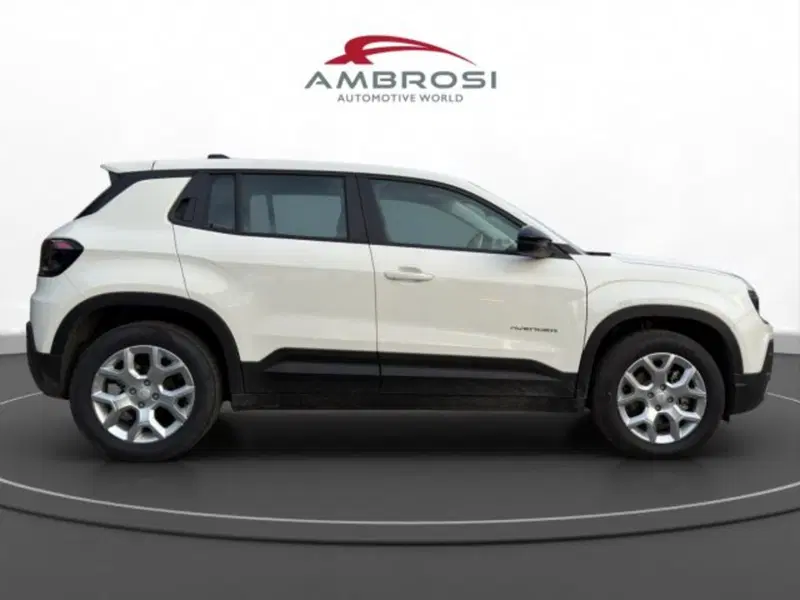 Jeep Avenger nuova a Perugia (6)