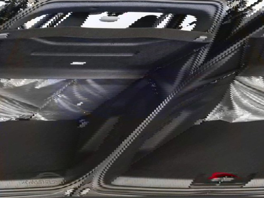 Jeep Avenger nuova a Perugia (9)