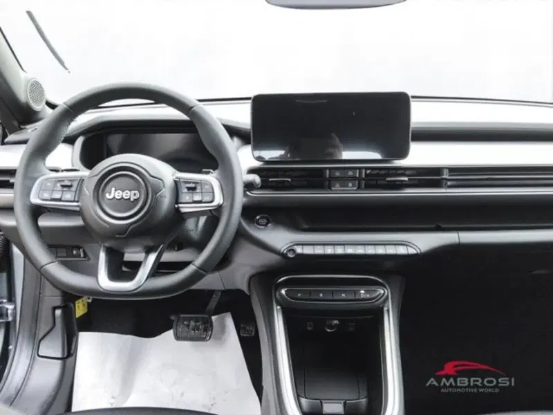 Jeep Avenger nuova a Perugia (15)