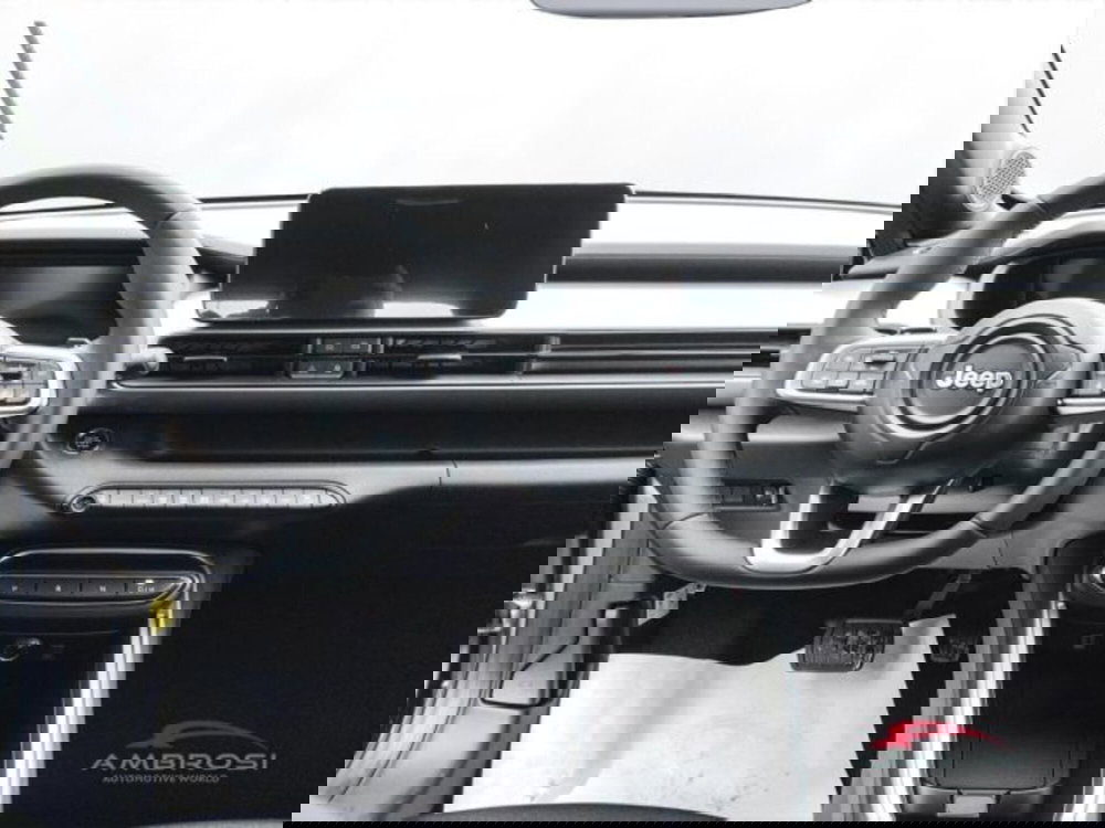 Jeep Avenger nuova a Perugia (15)