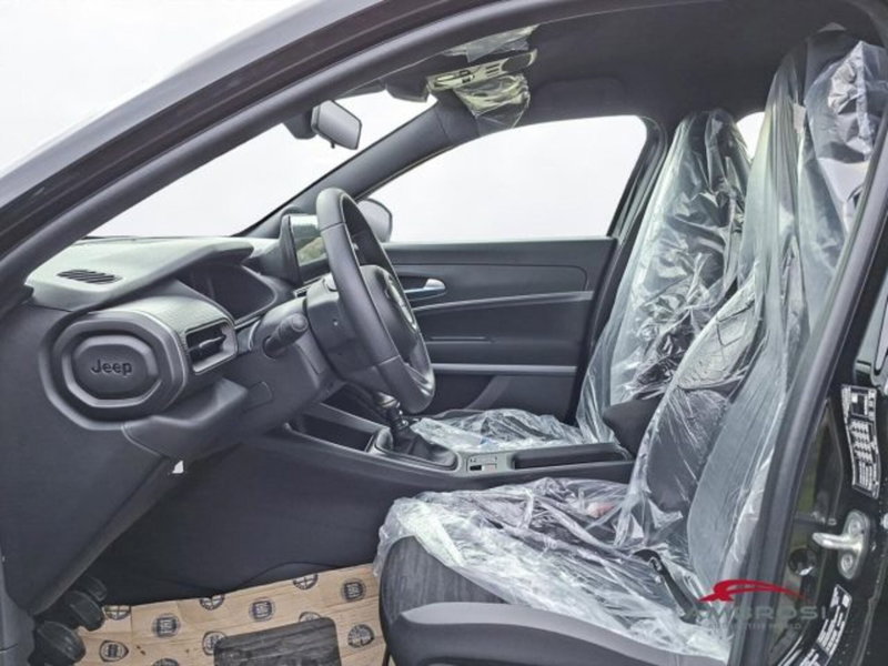 Jeep Avenger nuova a Perugia (10)