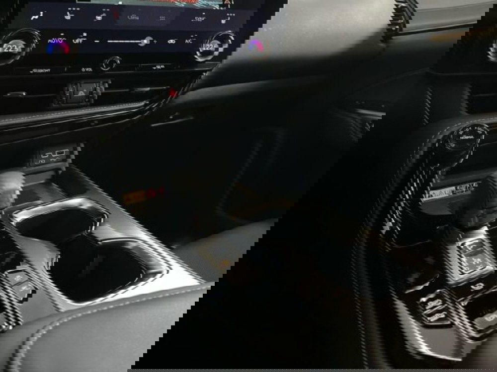 Lexus NX usata a Verona (14)