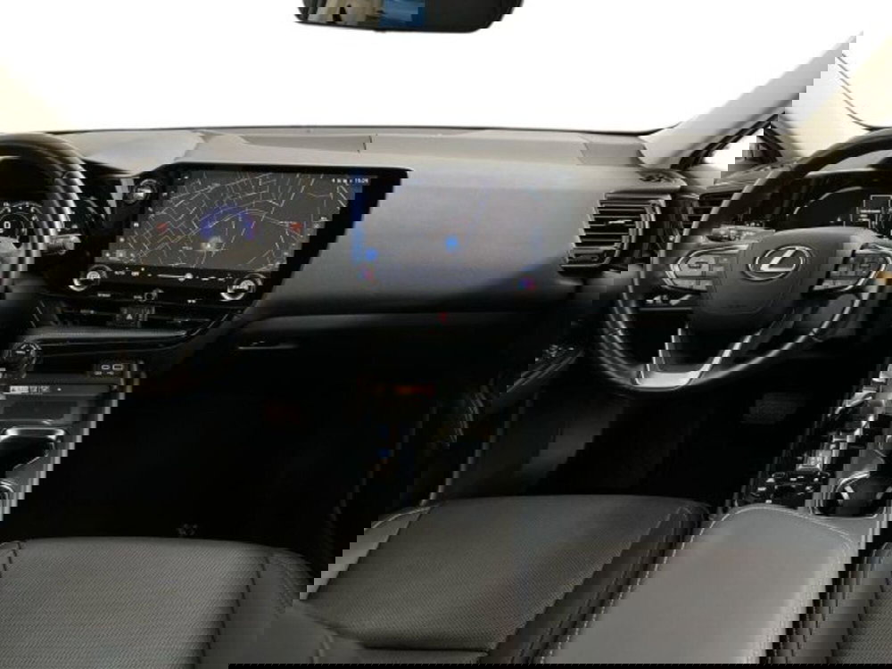 Lexus NX usata a Verona (9)