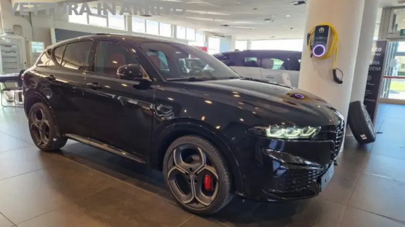 Alfa Romeo Tonale nuova a Modena (3)