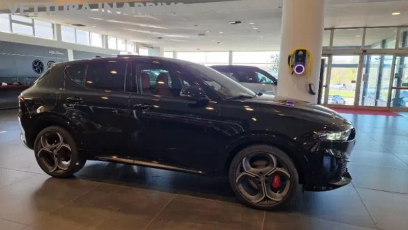 Alfa Romeo Tonale nuova a Modena (4)