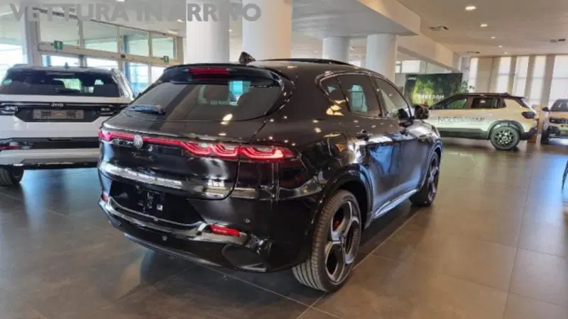 Alfa Romeo Tonale nuova a Modena (5)