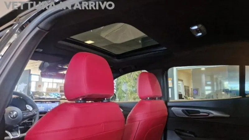 Alfa Romeo Tonale nuova a Modena (6)
