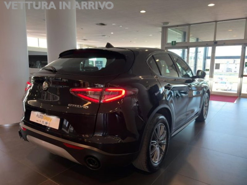 Alfa Romeo Stelvio usata a Modena (16)