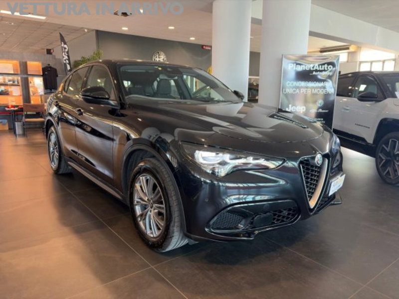 Alfa Romeo Stelvio usata a Modena (18)