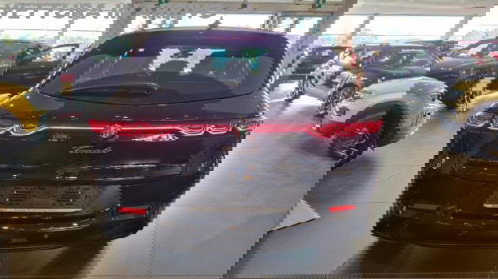 Alfa Romeo Tonale nuova a Modena (5)