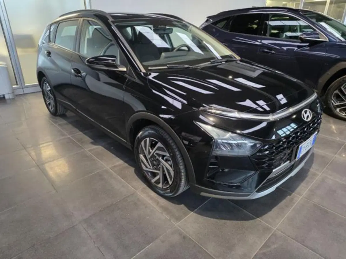 Hyundai Bayon nuova a Pesaro-Urbino (2)