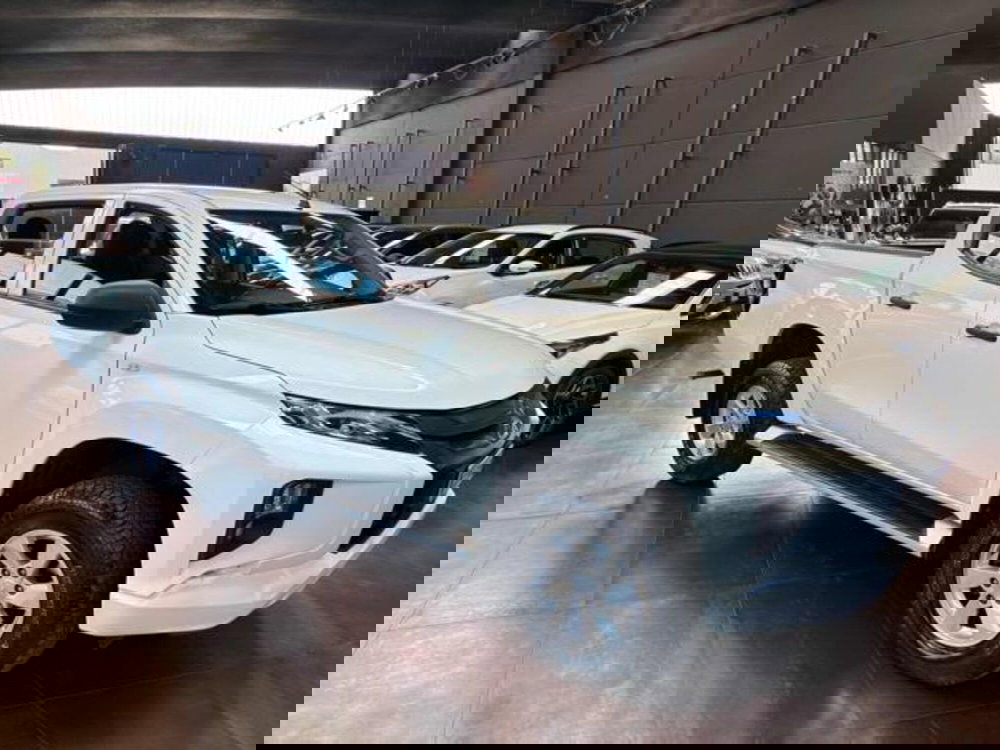 Mitsubishi L200 usata a Pesaro-Urbino