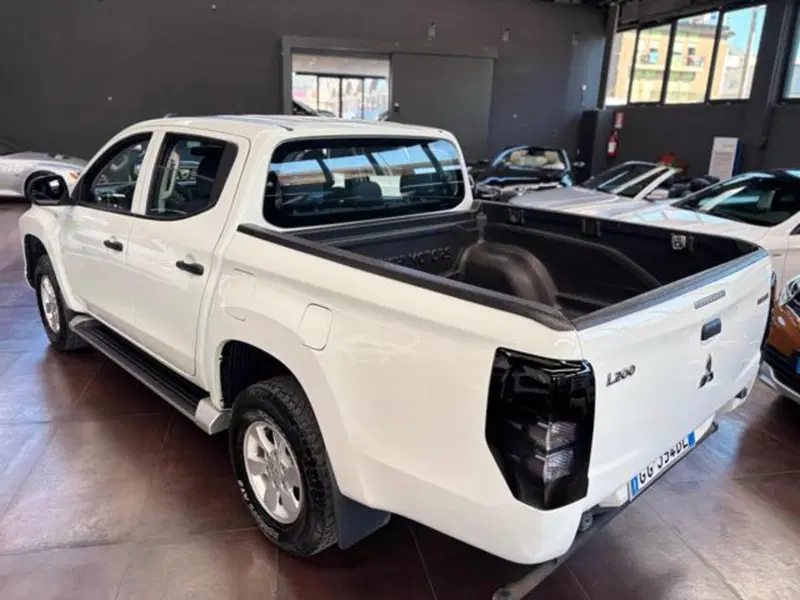 Mitsubishi L200 usata a Pesaro-Urbino (8)