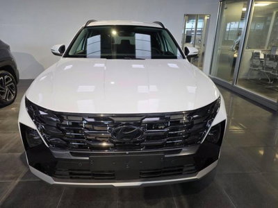 Hyundai Tucson 1.6 hev Exellence 4wd auto nuova a Pesaro