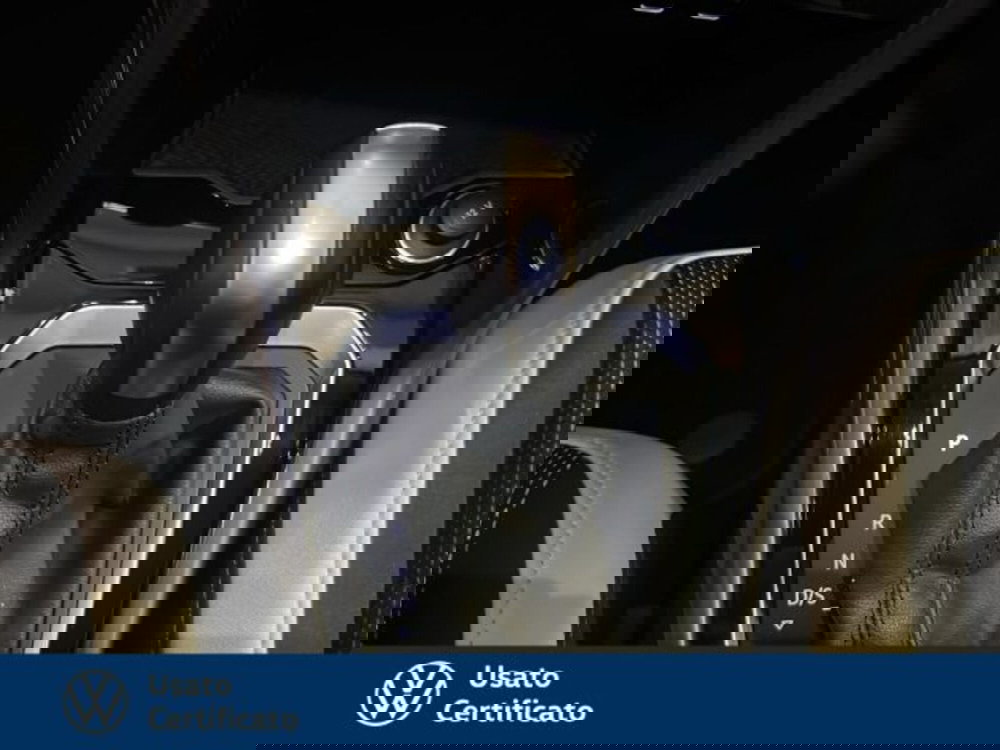 Volkswagen T-Roc usata a Vicenza (18)