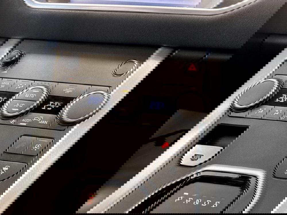 Land Rover Range Rover Evoque usata a Piacenza (13)