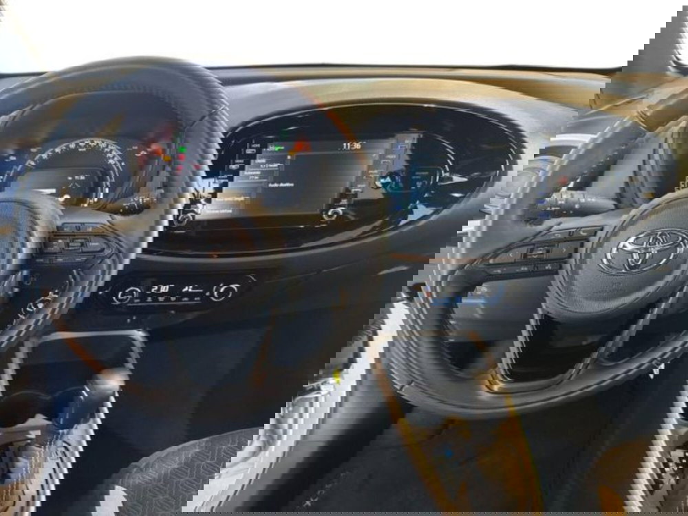 Toyota Aygo X usata a Sassari (8)