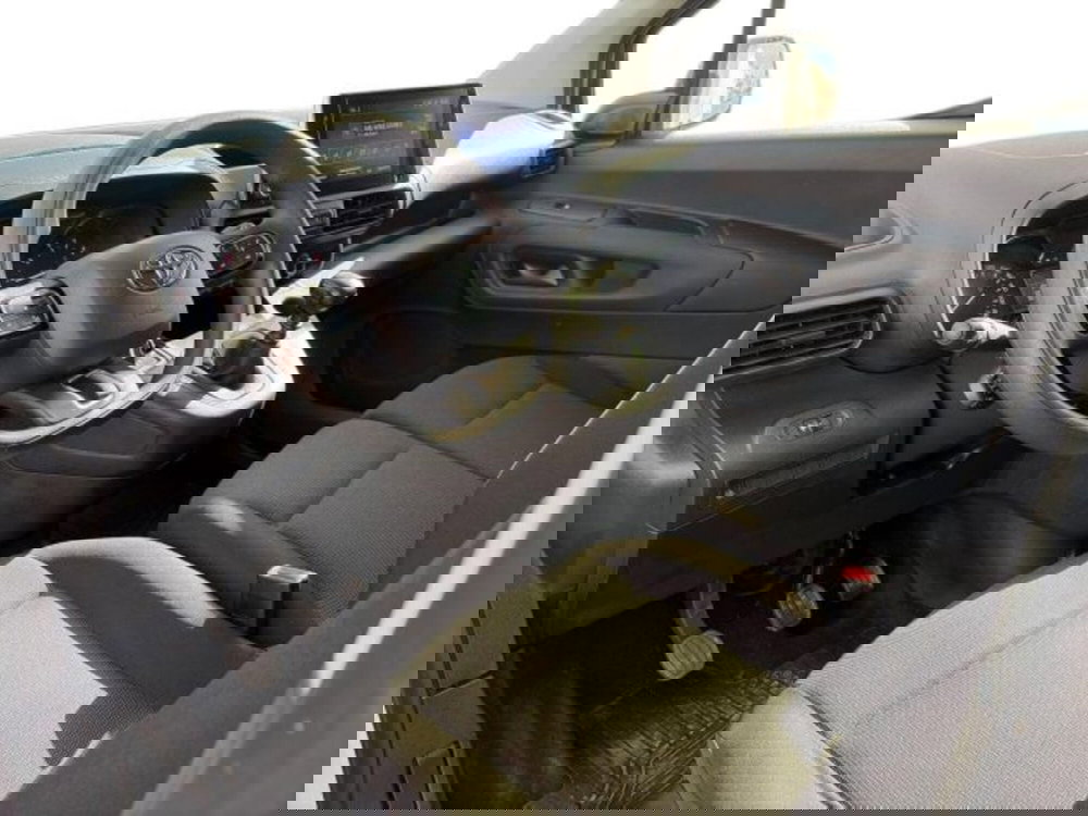 Toyota Proace City usata a Sassari (12)