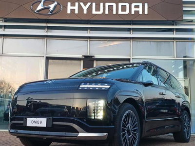 Hyundai Ioniq 9 110 kWh Calligraphy awd performance nuova a Savona
