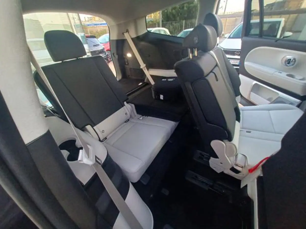 Hyundai Ioniq 9 nuova a Savona (6)