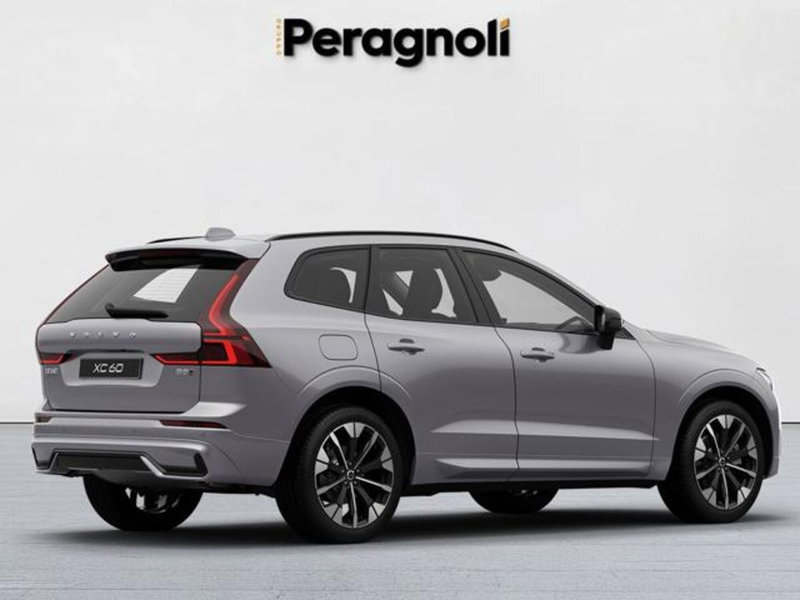 Volvo XC60 nuova a Firenze (5)