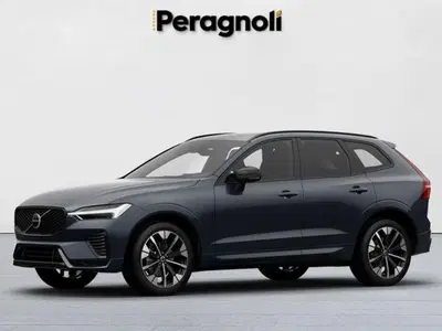 Volvo XC60 T6 Recharge AWD Plug-in Hybrid aut. Plus Dark nuova a Firenze