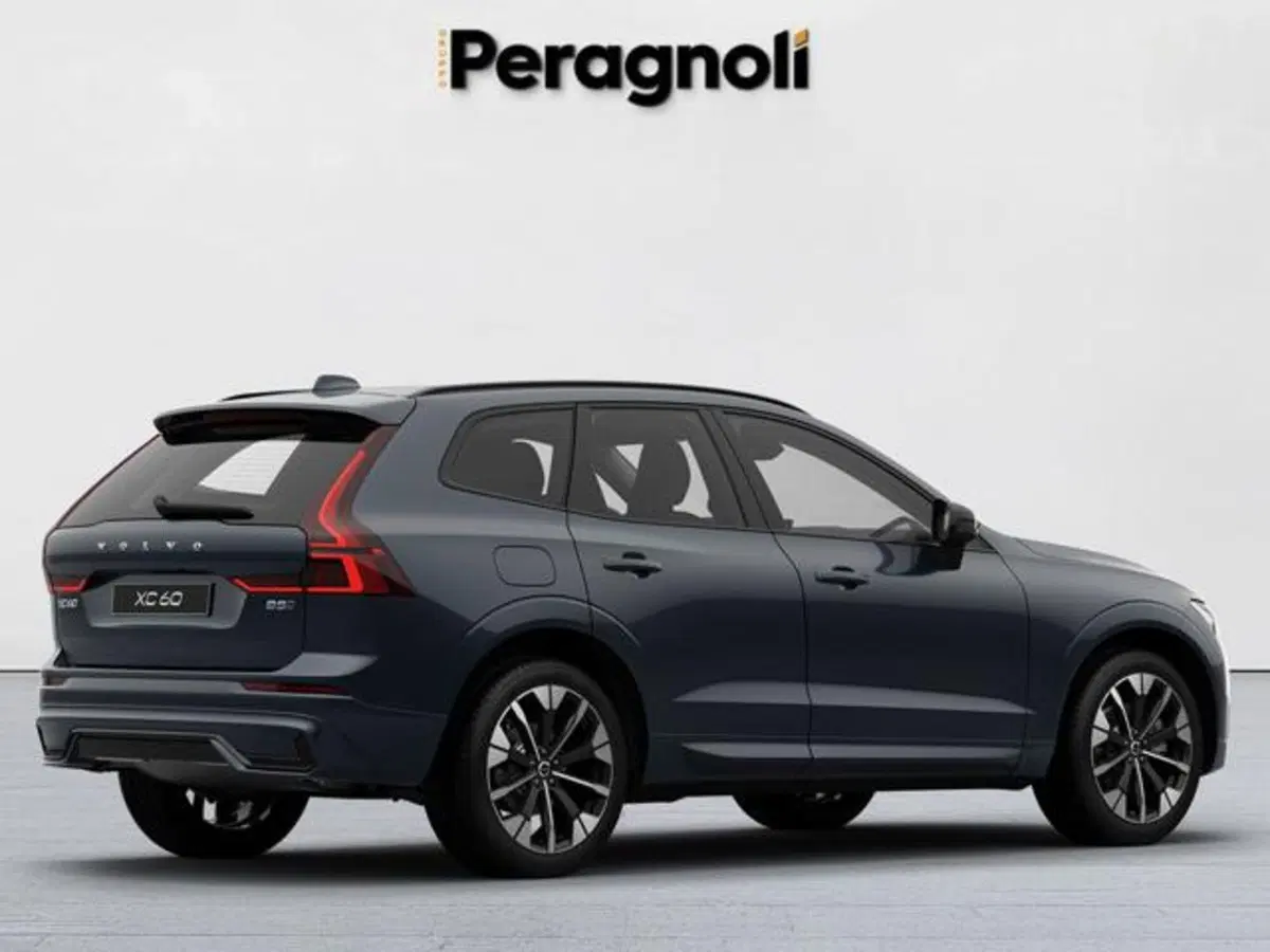 Volvo XC60 nuova a Firenze (5)
