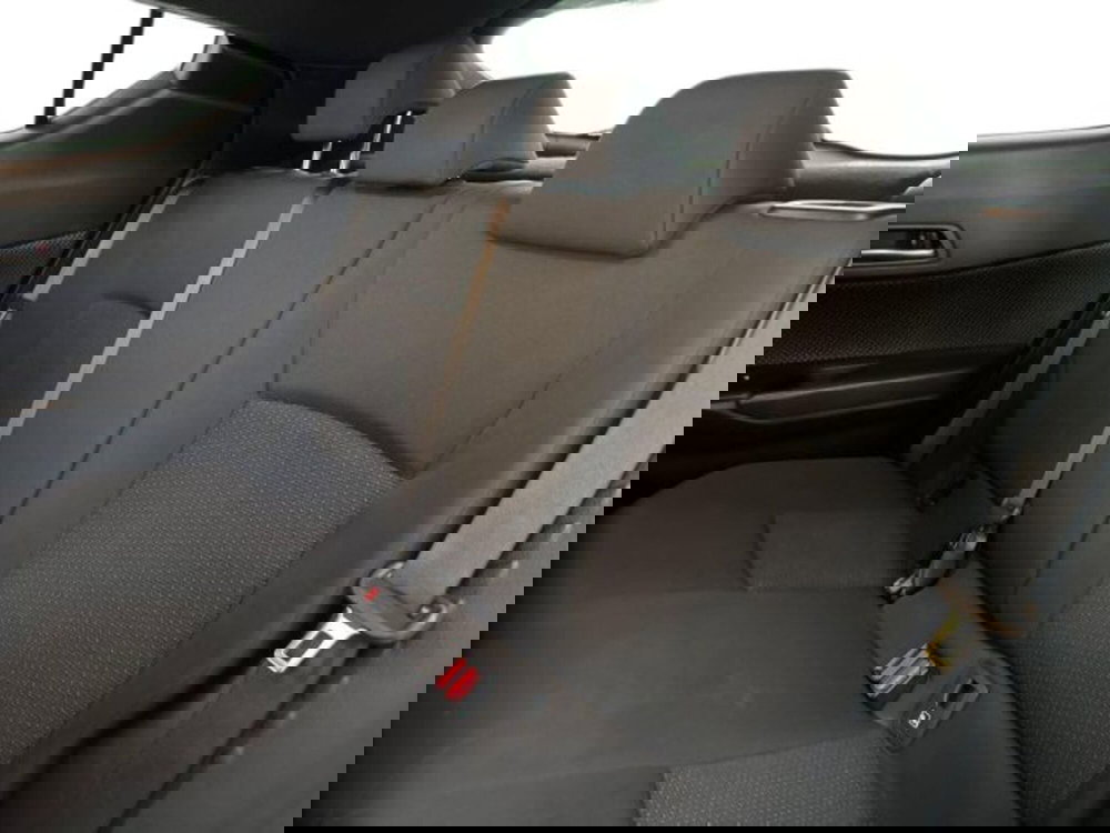Toyota Toyota C-HR usata a Bologna (13)